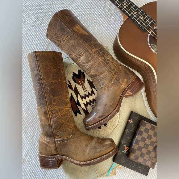 FRYE | Campus Boots 14L - Picture 2 of 8